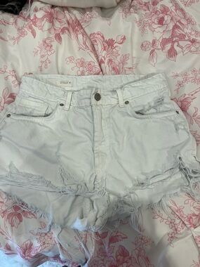 Zara White Distressed Denim Shorts